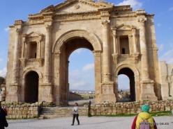 Jerash. Greco-Romanian city of Gearsa. Arch of Hadrian (2)